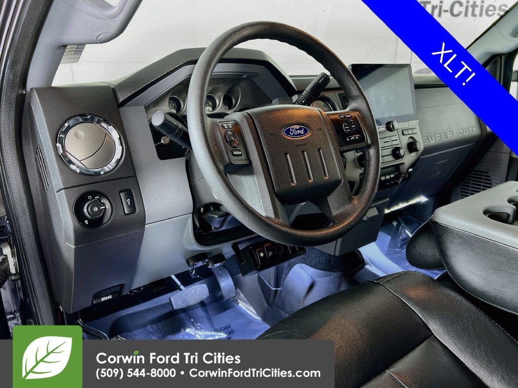 Used 2014 Ford F350 XLT w/ XLT Premium Package AWD/4WD image 2