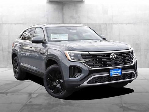 New 2026 Volkswagen Atlas Cross Sport SE image 2