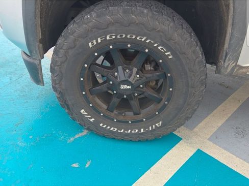 Used 2016 Chevrolet Colorado Z71 image 11