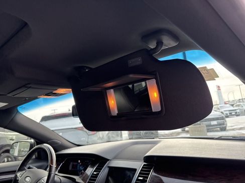 Used 2016 Ford Taurus Limited image 38