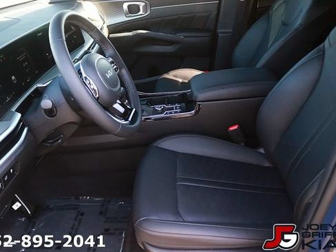 Certified 2025 Kia Sorento SX FWD image 14