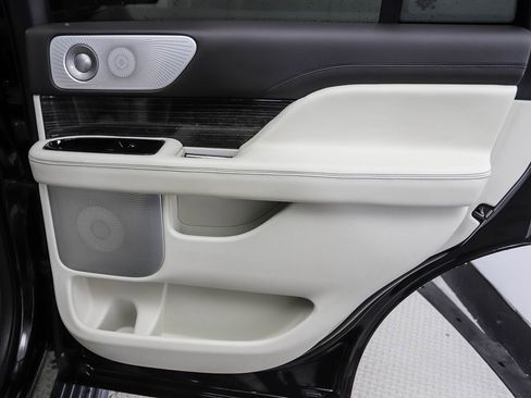 Used 2021 Lincoln Navigator Black Label image 26