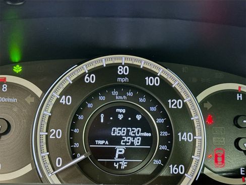 Used 2016 Honda Accord LX image 10