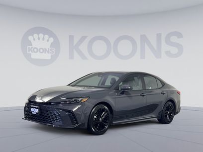 Used 2025 Toyota Camry SE w/ Convenience Package