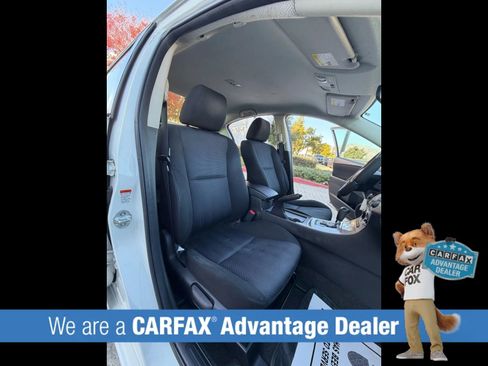 Used 2010 MAZDA MAZDA3 i Touring image 13