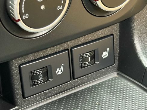 Used 2010 MAZDA MX-5 Miata Grand Touring w/ Premium Pkg image 38