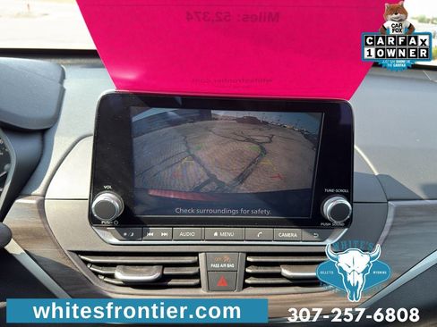 Used 2024 Nissan Altima 2.5 SV FWD image 19