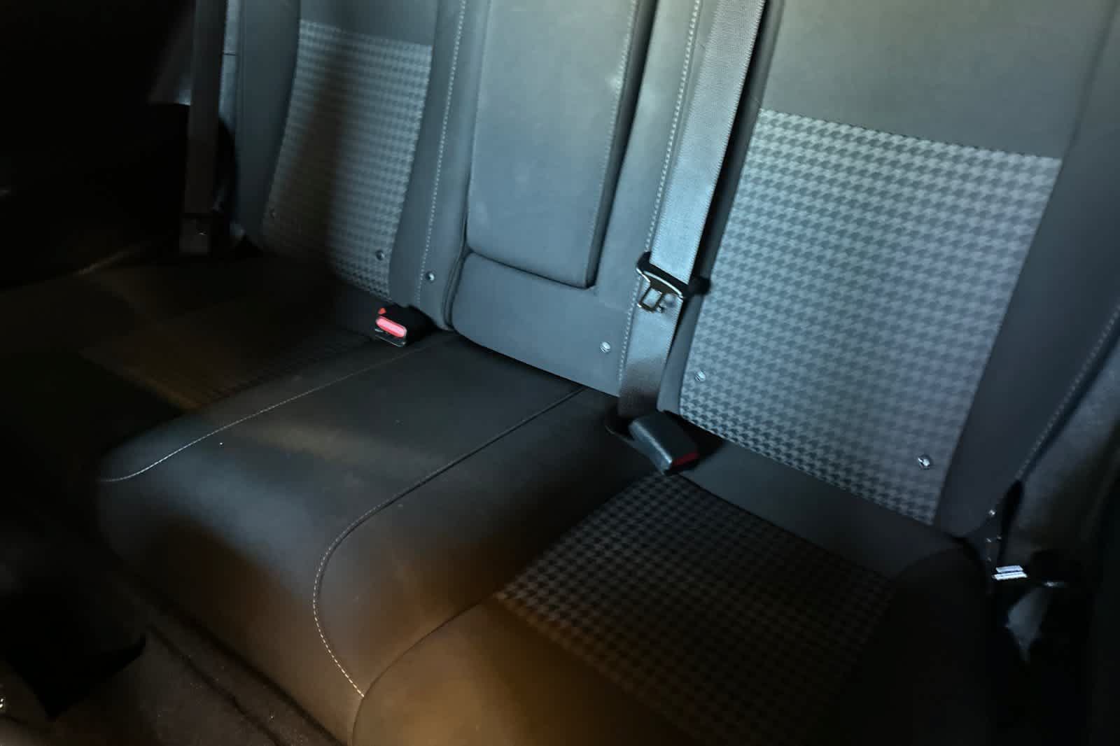 Used 2021 Dodge Challenger R/T w/ Blacktop Package RWD image 5