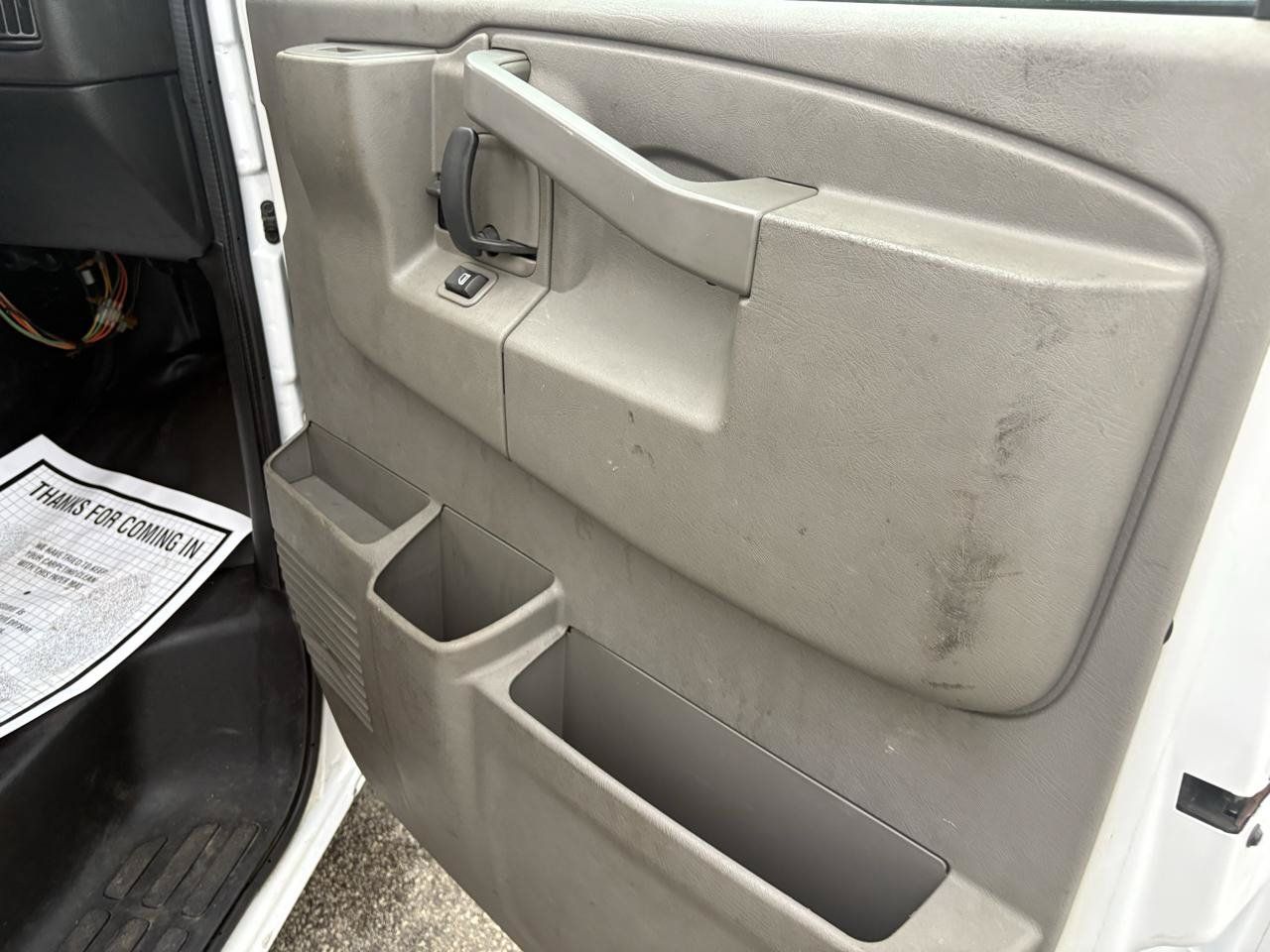 Used 2020 Chevrolet Express 3500 w/ Power Convenience Package RWD image 26