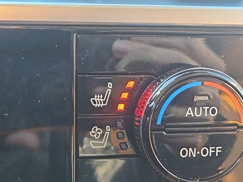 New 2025 Nissan Pathfinder Platinum image 22