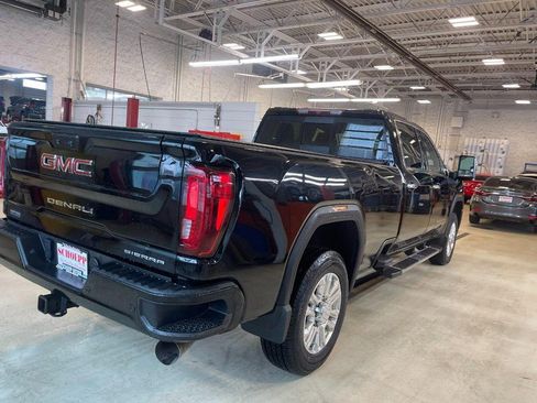 Used 2023 GMC Sierra 2500 Denali image 3