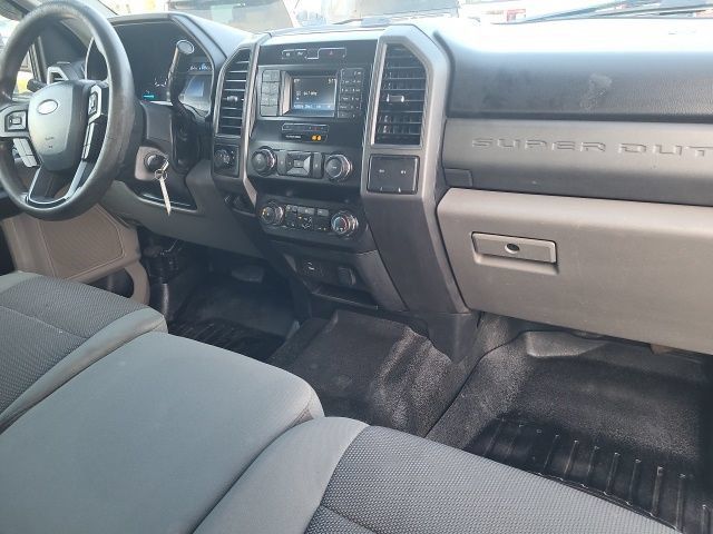 Used 2019 Ford F350 XL w/ Power Equipment Group AWD/4WD image 9
