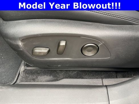 New 2024 Chevrolet Blazer EV LT image 14