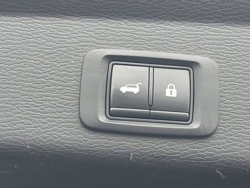Used 2022 Mitsubishi Outlander SE AWD/4WD image 11