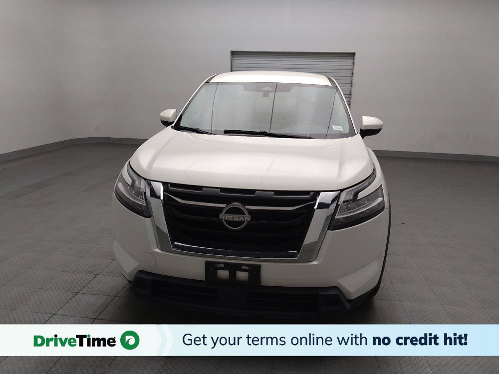 Used 2022 Nissan Pathfinder SV AWD/4WD image 1