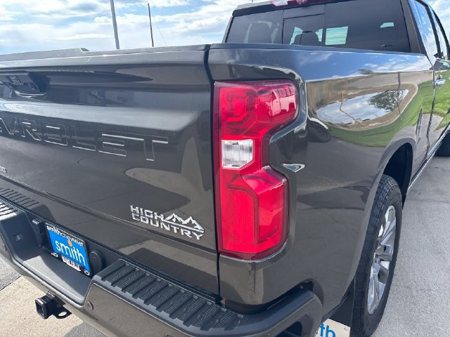 Certified 2023 Chevrolet Silverado 1500 High Country w/ Technology Package AWD/4WD image 27