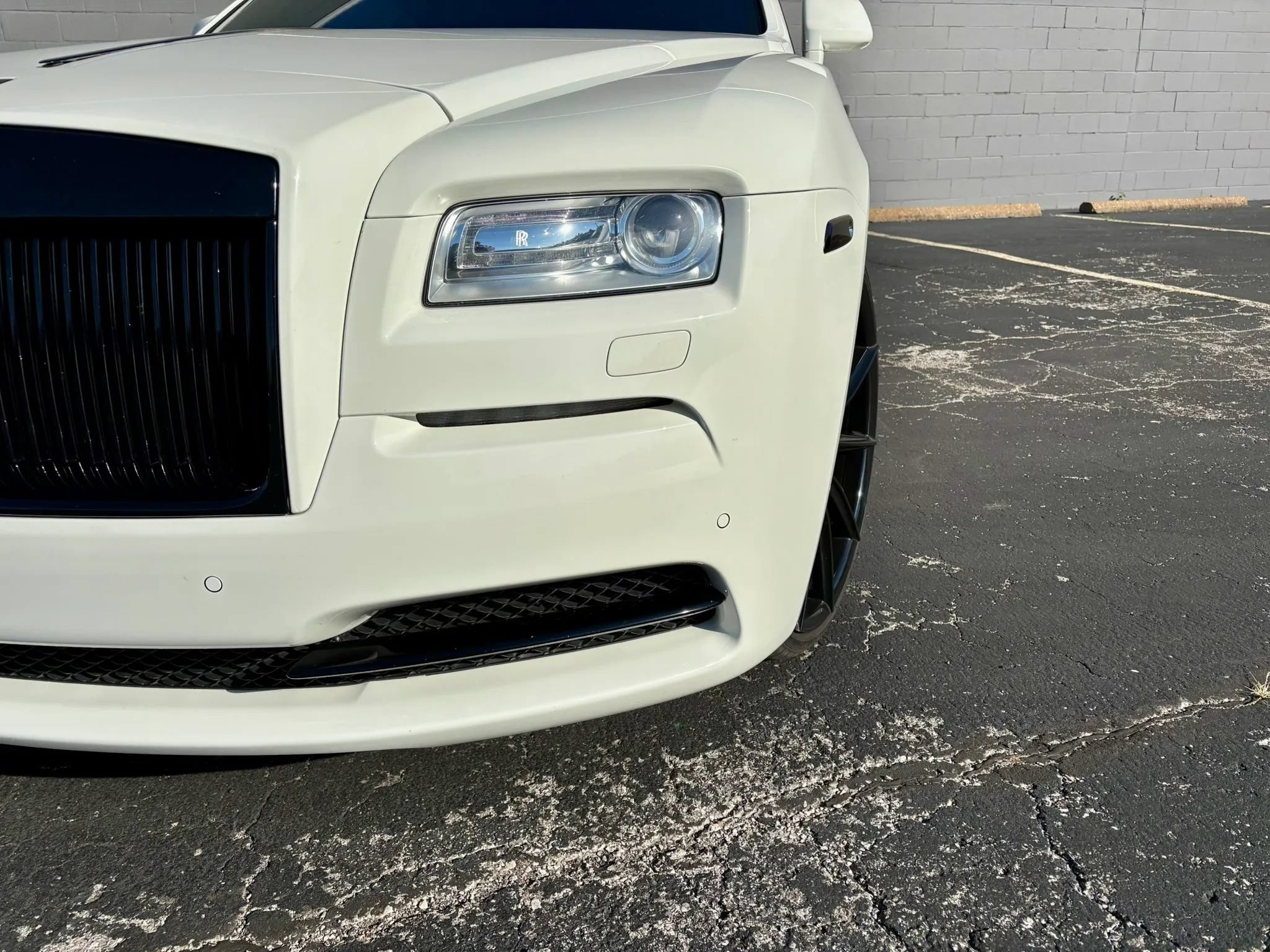 Used 2016 Rolls-Royce Wraith RWD image 29