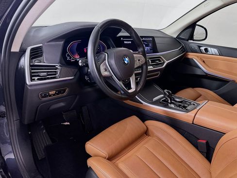 Used 2020 BMW X7 xDrive40i w/ Premium Package image 9