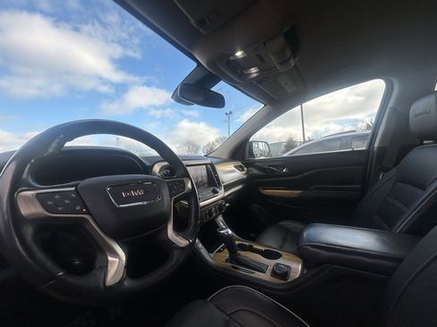 Used 2017 GMC Acadia Denali w/ Technology Package image 16