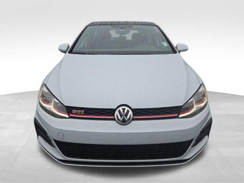 Used 2020 Volkswagen GTI SE image 2