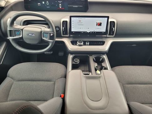Certified 2025 Ford Expedition Max Active AWD/4WD image 14
