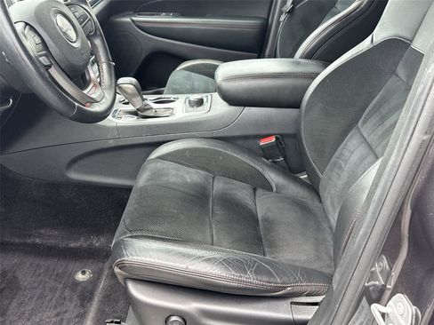 Used 2018 Jeep Grand Cherokee Trailhawk AWD/4WD image 13