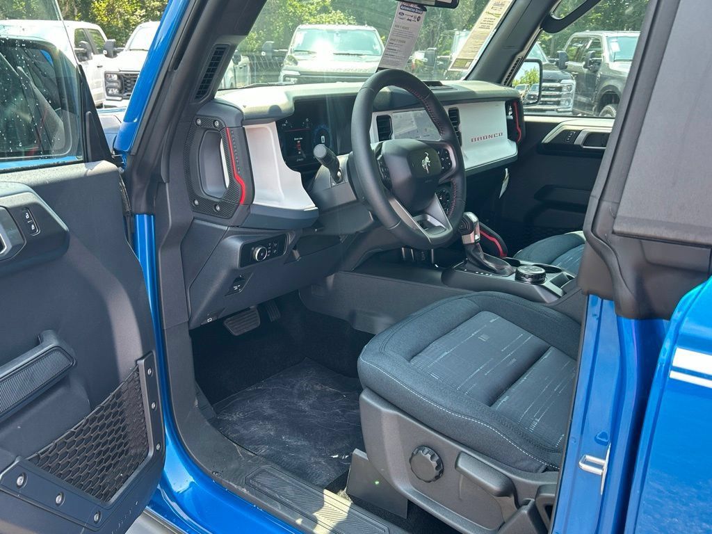 New 2026 Ford Bronco Heritage Edition AWD/4WD image 12