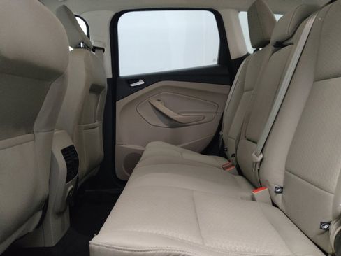 Used 2018 Ford Escape SE FWD image 18