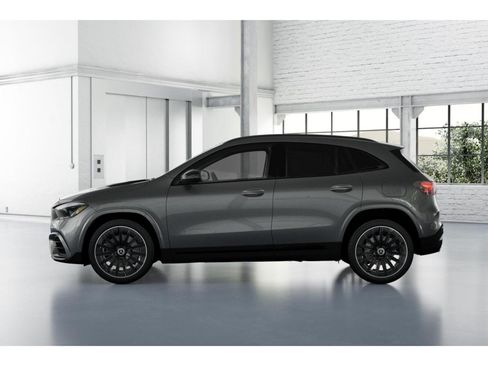 New 2026 Mercedes-Benz GLA 250 4MATIC image 34
