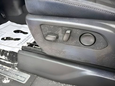 New 2026 Chevrolet Silverado 1500 LT image 24