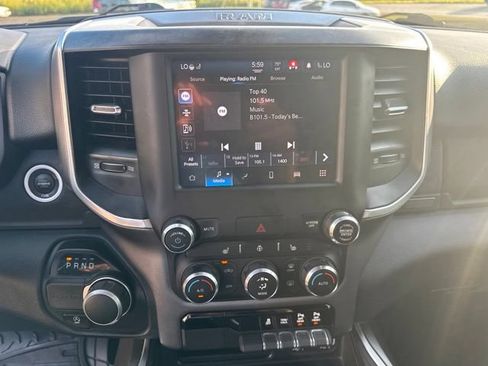 Used 2022 RAM 1500 Big Horn RWD image 32