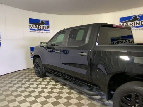 Used 2023 Chevrolet Silverado 1500 Custom AWD/4WD image 8