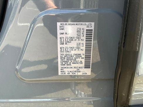 Used 2024 Nissan Pathfinder Platinum w/ Cargo Package image 32