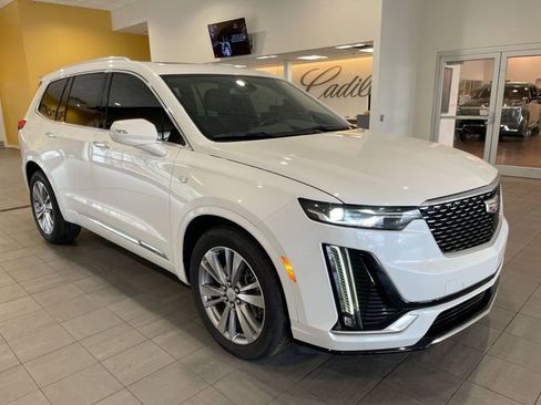Certified 2023 Cadillac XT6 Premium Luxury image 8