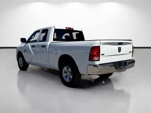Used 2024 RAM 1500 Classic SLT AWD/4WD image 5