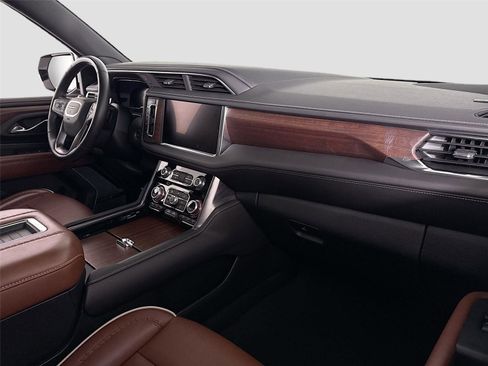 Used 2024 GMC Yukon Denali Ultimate AWD/4WD image 26