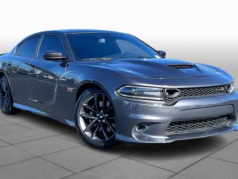 Used 2019 Dodge Charger Scat Pack image 2