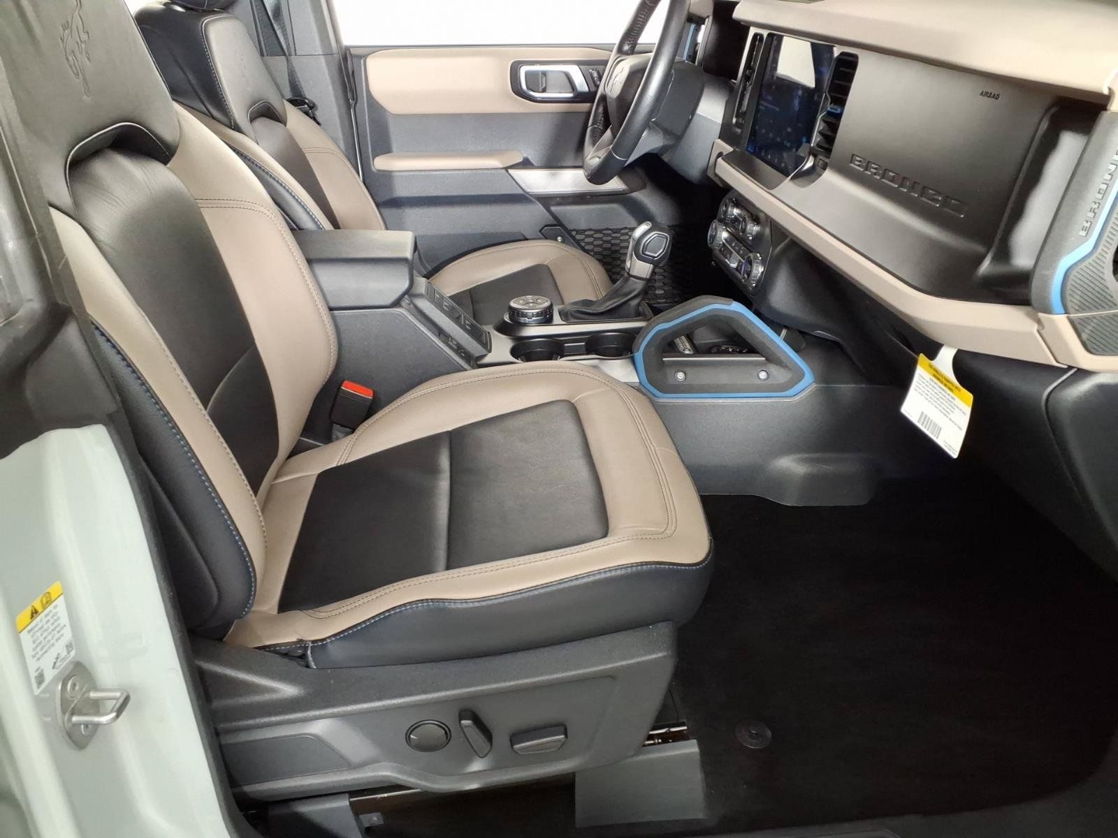Used 2023 Ford Bronco Wildtrak AWD/4WD image 9