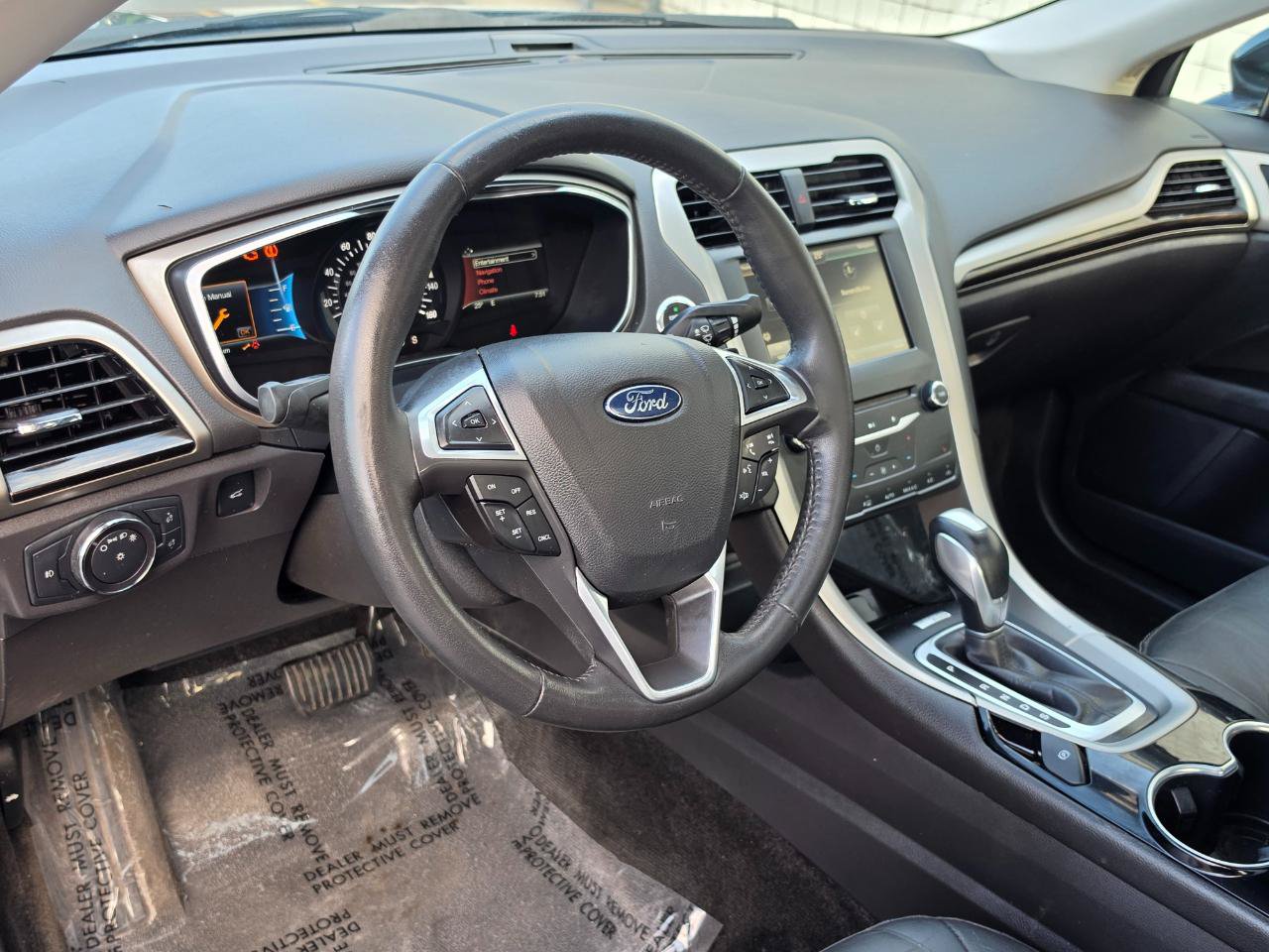 Used 2015 Ford Fusion SE w/ Equipment Group 202A AWD/4WD image 8