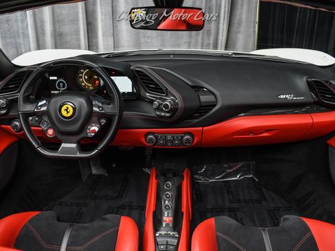 Used 2018 Ferrari 488 Spider RWD image 24