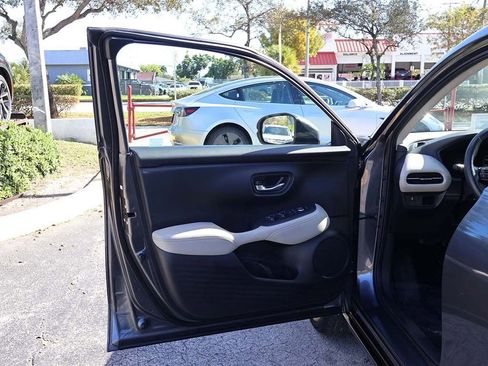 Used 2024 Honda HR-V EX-L image 24