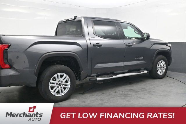 Used 2022 Toyota Tundra SR5 AWD/4WD image 8