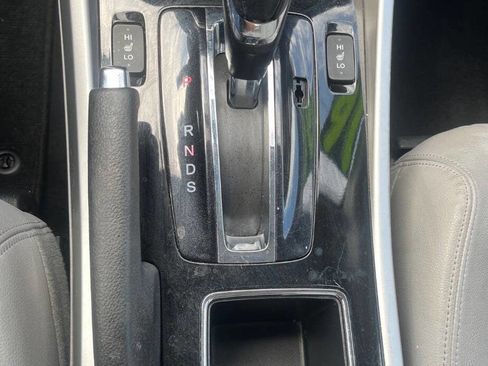 Used 2016 Honda Accord EX-L image 19