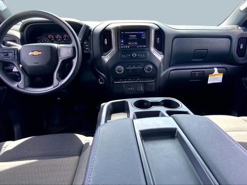 Used 2026 Chevrolet Silverado 1500 Custom AWD/4WD image 30