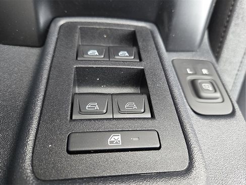 New 2025 Ford Bronco Big Bend image 17