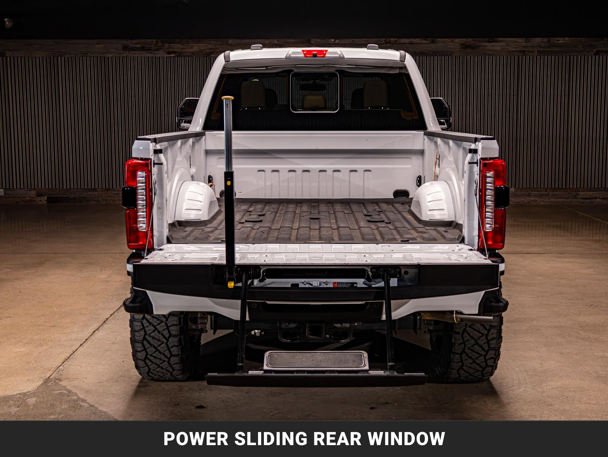 Used 2024 Ford F250 Lariat w/ Sport Appearance Package AWD/4WD image 10