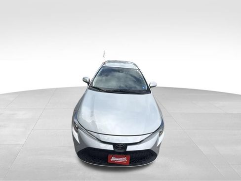 Used 2022 Toyota Corolla LE w/ Carpet Mat Package (TMS) FWD image 10