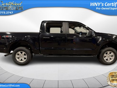 Used 2022 Ford F150 XLT w/ Trailer Tow Package AWD/4WD image 4