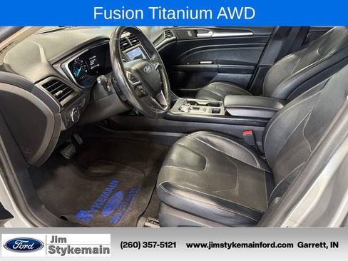 Used 2020 Ford Fusion Titanium AWD/4WD image 15