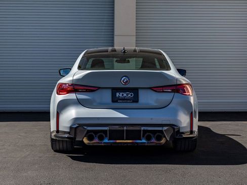 Used 2023 BMW M4 CSL RWD image 5